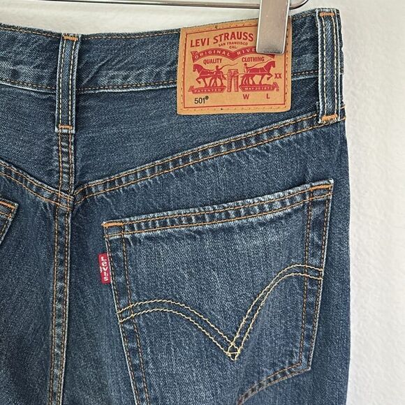 Levi’s 501 Button Fly High Rise Distressed Destroyed Jeans Size 24 - Picture 8 of 14